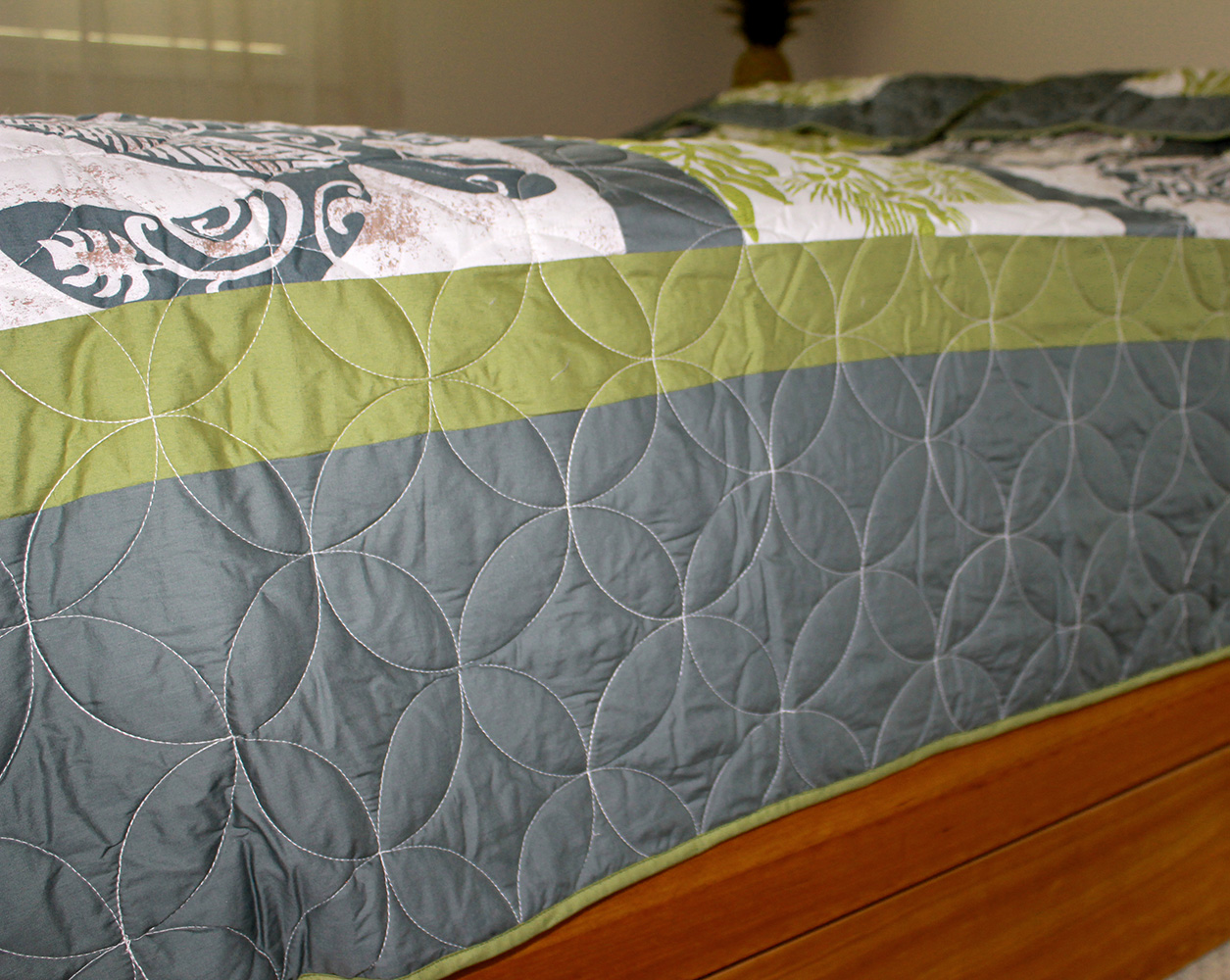 Quilt Comforter Hawaiian Patchwork Quilt