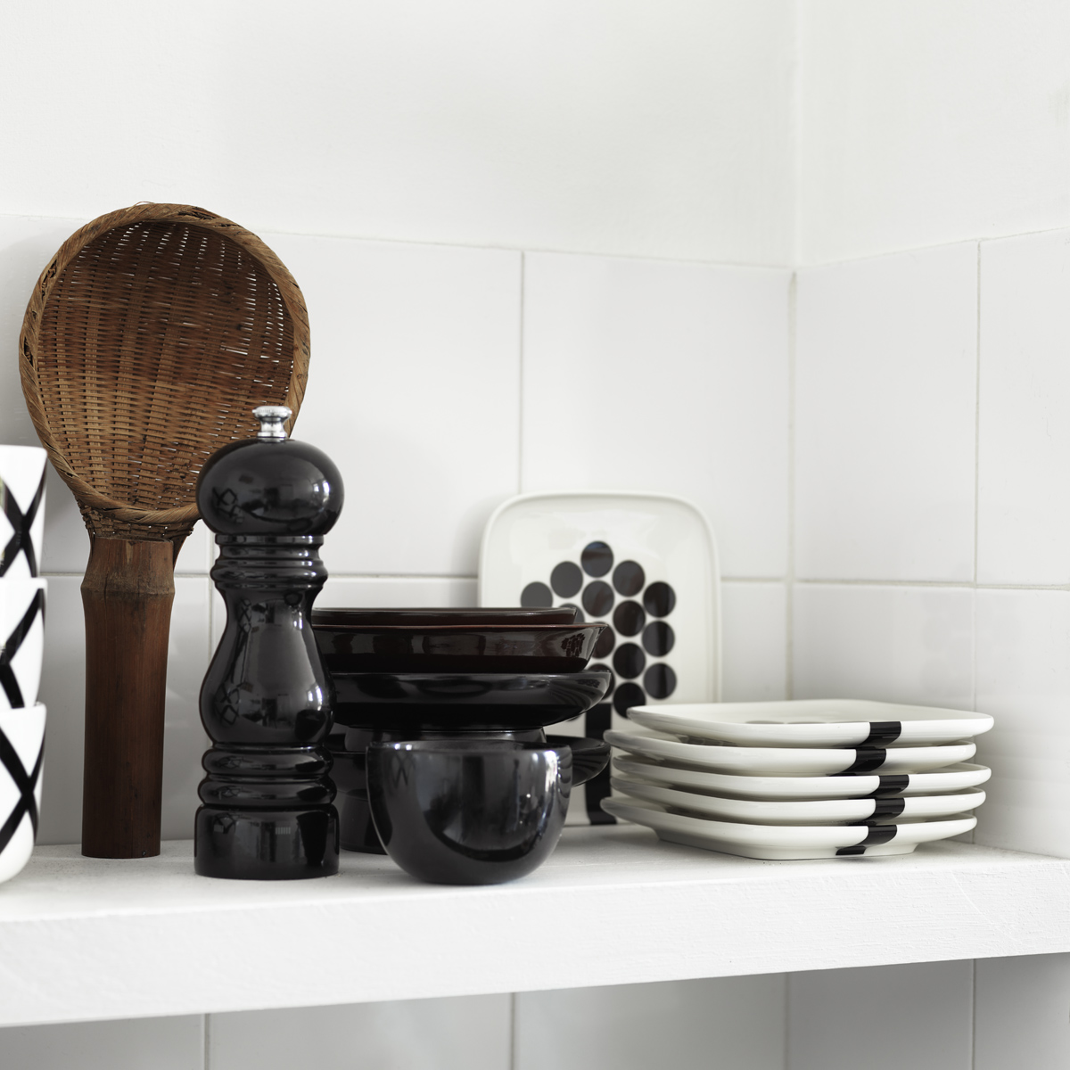 Marimekko Hortensie White / Black Small Plate Marimekko Plates