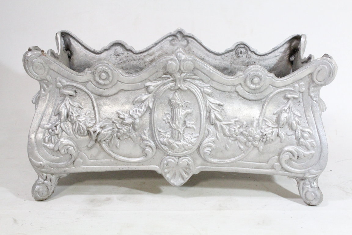 25" Cast Aluminum Rectangle Planter Pot Holder