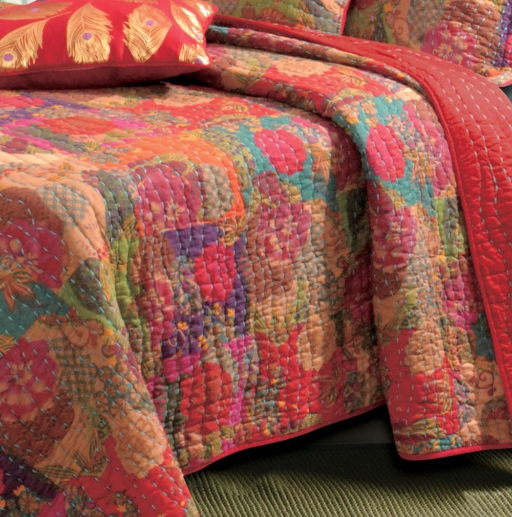 Jewel Red Boho Moroccan Quilt Set