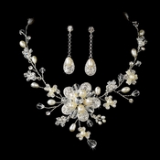 Freshwater Pearl Necklace & Earring Set NE 7822 Freshwater Pearl Necklace & Earring Set NE 7822