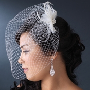 Dainty Pearl & Feather Flower Fascinator & Cage Veil Clip in White Dainty Pearl & Feather Flower Fascinator & Cage Veil Clip in White