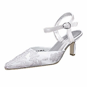 * Beautiful White Bridal Wedding Shoes 5015 *** 4 Left*** * Beautiful White Bridal Wedding Shoes 5015 *** 4 Left***