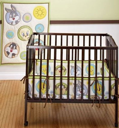 Baby Looney Tunes Portable Crib Bedding 3 Pc Set Circles