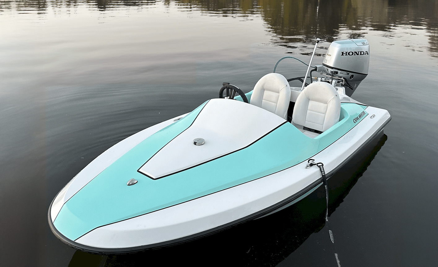 Exhilarator 109 Mini Boat