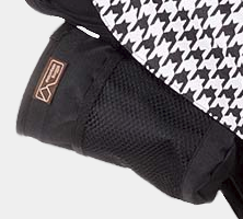 Mountain Buggy Urban Jungle Luxury Collection Stroller - Pepita -Babyzen || Baby Jogger Shop mountainbuggyluxurystrollerpepita whyitsspecial bottleholder