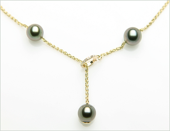 American Pearl's Pearl in Movement