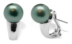 Jewelry - Pearl Earring