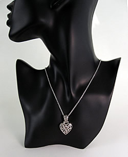 Aphrodite's Hearts Necklace The Aphrodite's Hearts Necklace