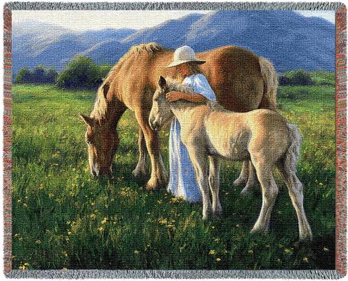 Beautiful Blondes Tapestry Throw, 70in x 54in
