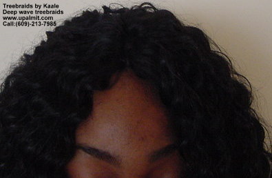 Treebraids by Kaale- deep wave hair, close up view.