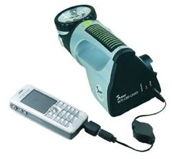 DYNAMO 5-LED LIGHT WITH RADIO