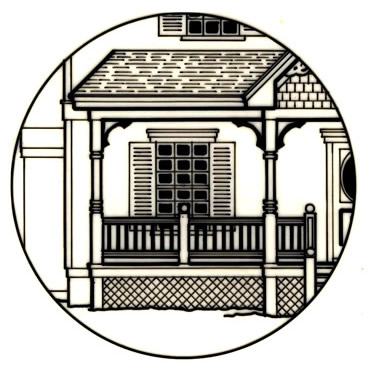 Newel Posts between a pair of Porch Posts