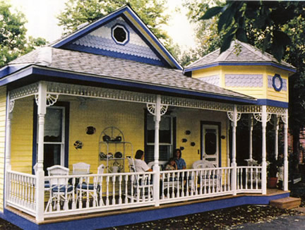 Close-up - Porch Photo