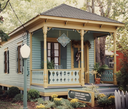 Small Cottage (Porch Photo 131)