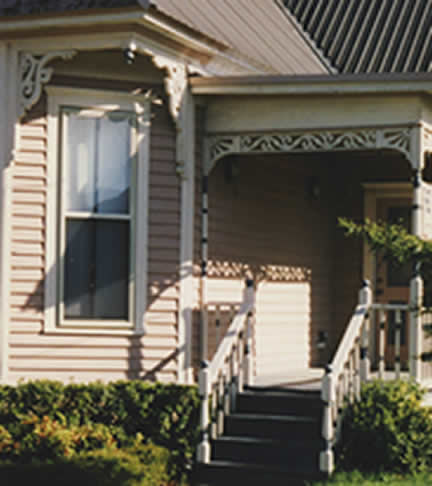 Close-up A - Porch Photo 26