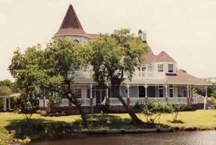Side view - Porch Photo