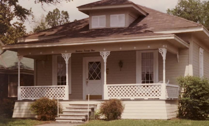 1-story, hipped roof with dormer (Porch Photo 38)