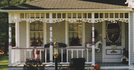Close-Up - Porch Photo