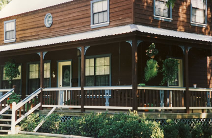 Rustic Exterior (Porch Photo 74)