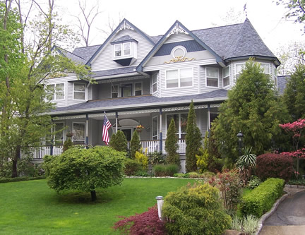 Example of 2-1/2 story with front gable (Porch Photo 76)