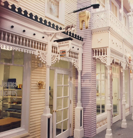 Example of Commercial Building (Porch Photo 8)