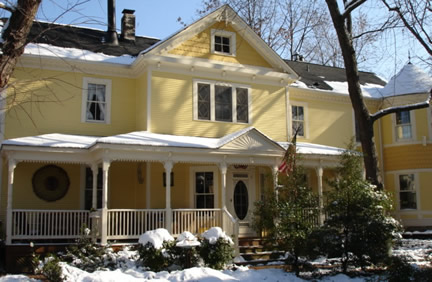 Front View - Porch Photo