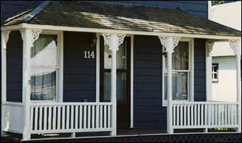 Plain Square Baluster Photo