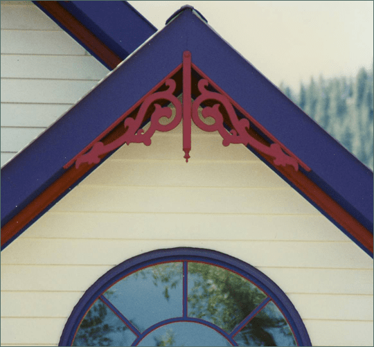 Close-up of Gable Photo