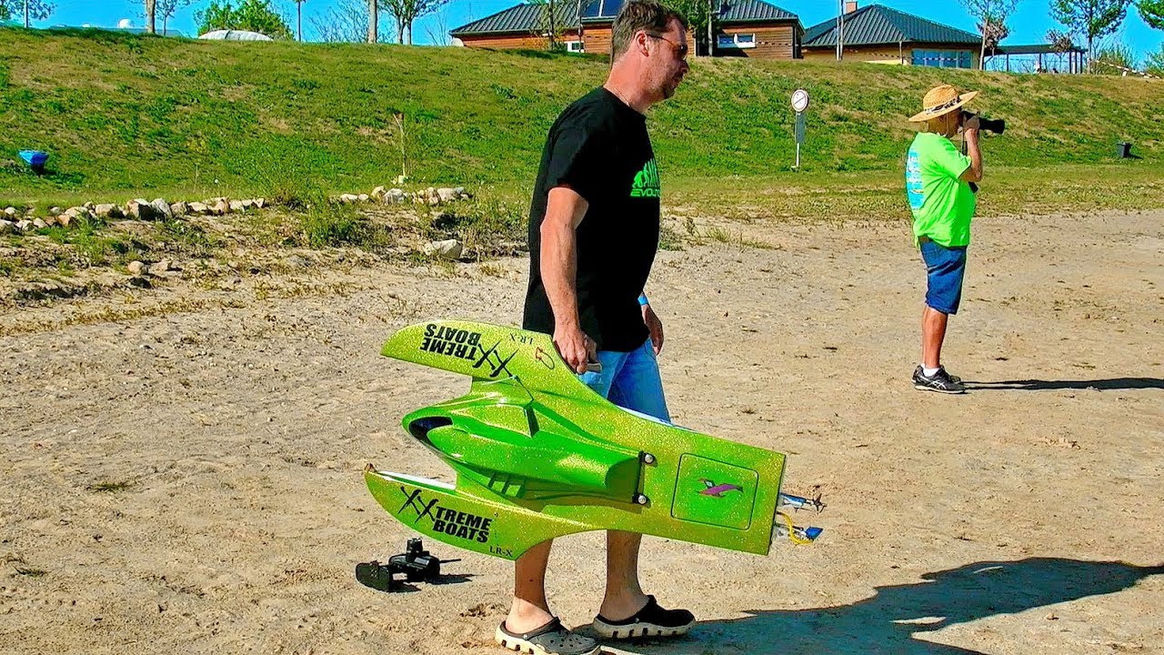 ROBINSON R22 !!! FASCINATING RC SCALE VARIO ELECTRIC MODEL HELICOPTER