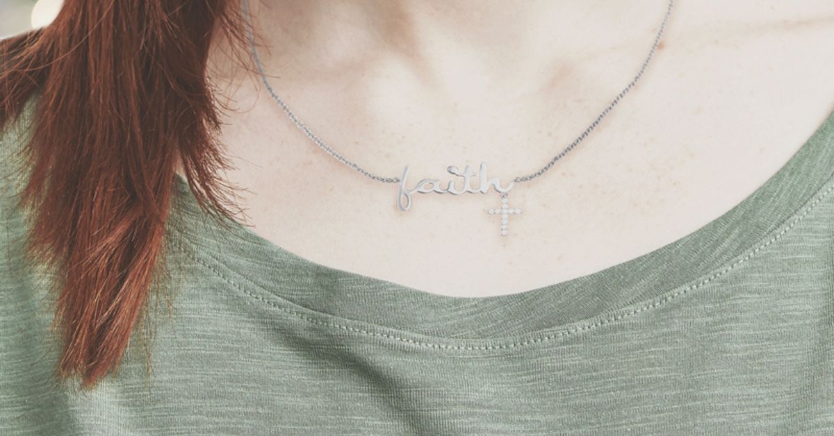 What Catholic Jewelry Is Appropriate for Gifting?